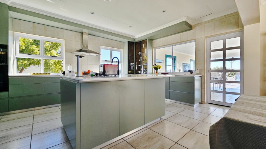 4 Bedroom Property for Sale in Bishops Bay Free State